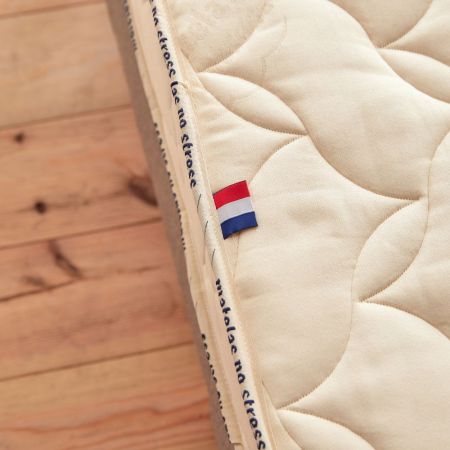 Elégance Naturel : le Matelas latex naturel 110x200 idéal personne de 65 à 85 kgs