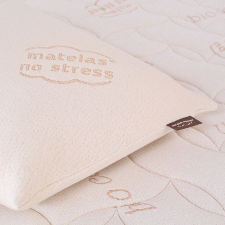 Oreiller memoire de forme matelas nostress